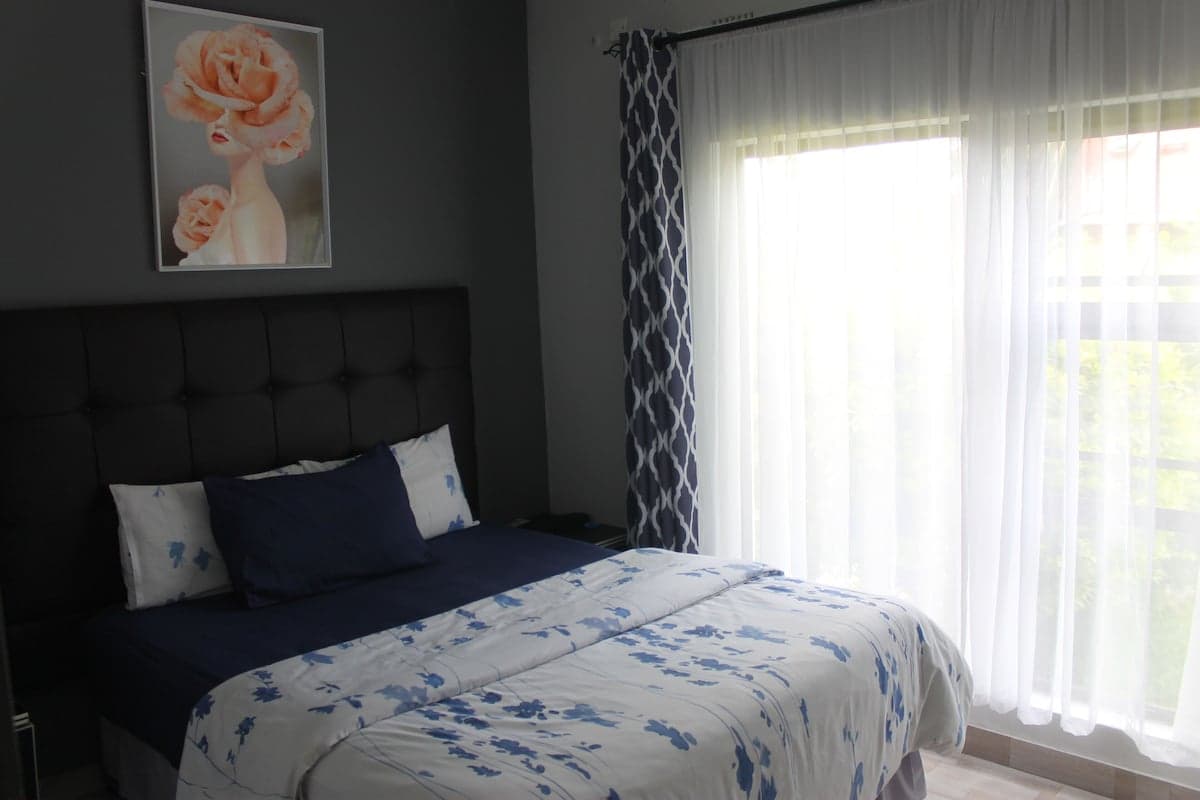 Laundry & Dry Cleaning